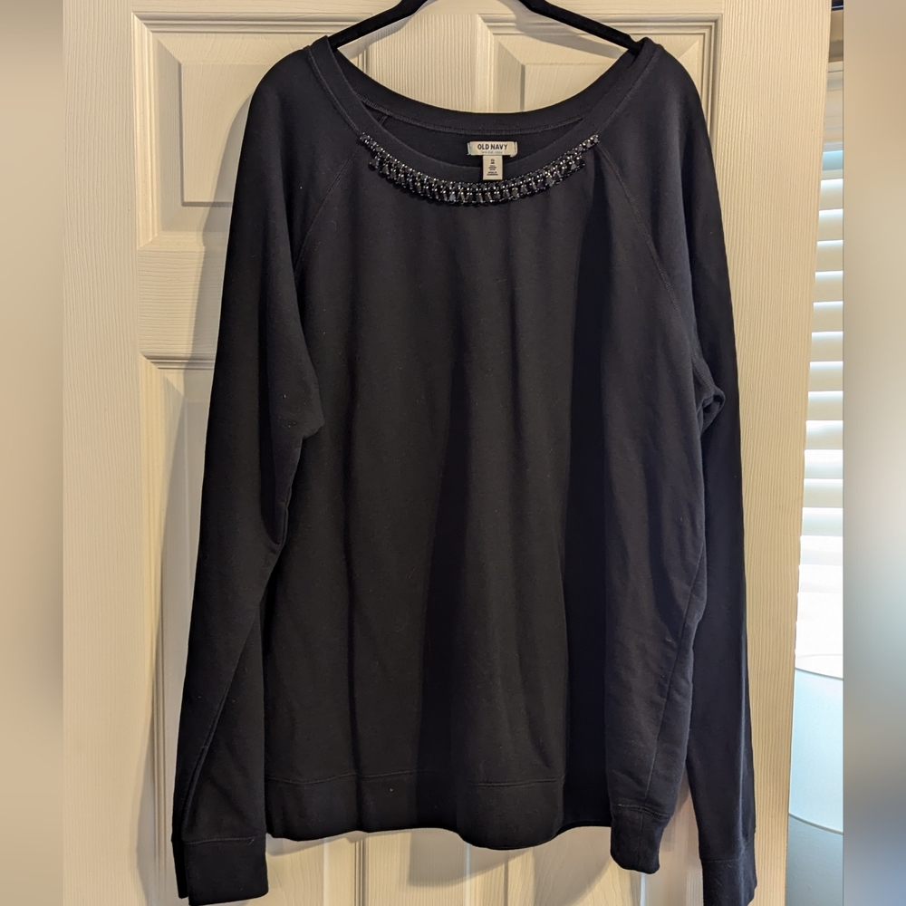 Black Old Navy Sweatshirt with Jewel Neckline size XL Tall